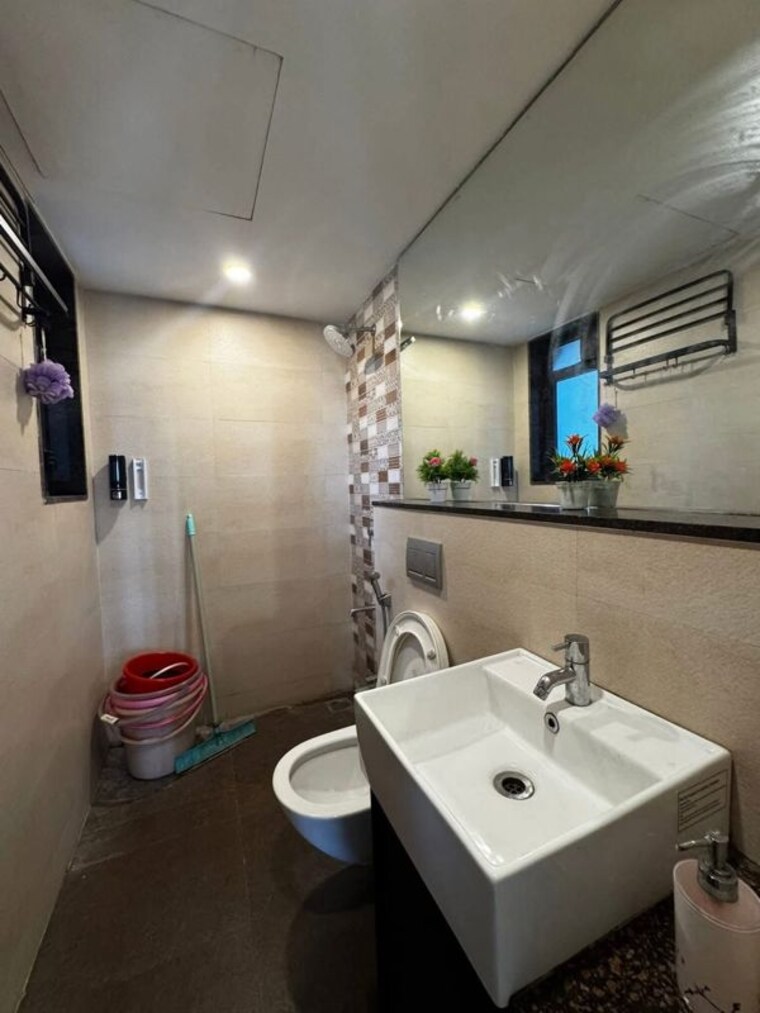 Bathroom, thane west 3 Bedroom 1200 Sq.Ft. Apartment In Thane West Thane 9908647