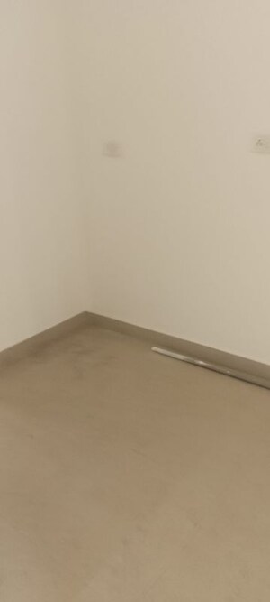 Room in 2.5 BHK Builder Floor at Spring Field, Sector 31 – for Sale