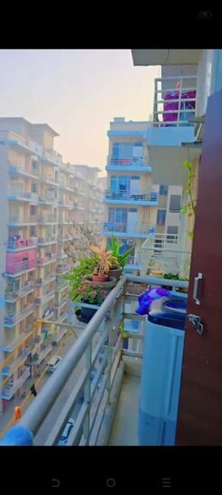 1 BHK Apartment For Sale in Breez Global Heights