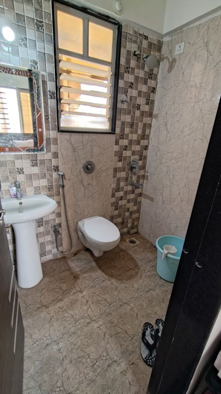 Bathroom, punawale 1 Bedroom 451 Sq.Ft. Apartment In Punawale Pune 9908711