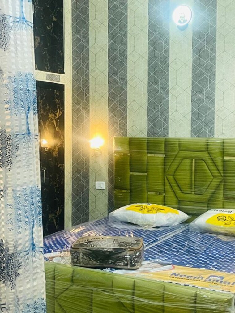 Living Room, canal road 3 Bedroom 2000 Sq.Ft. Builder Floor In Canal Road Dehradun 9908722