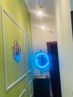 Furnished Amenities in 3 BHK Builder Floor at Canal Road – for Rent