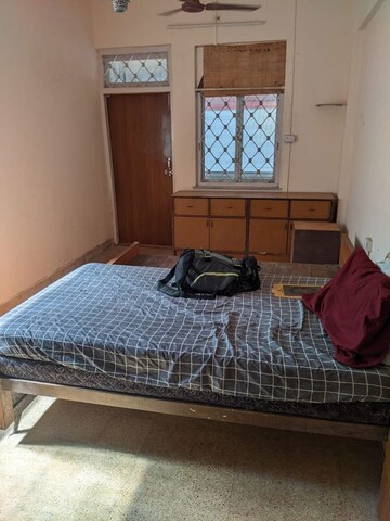 Bedroom in 2 BHK Apartment at Bandra West – for Rent