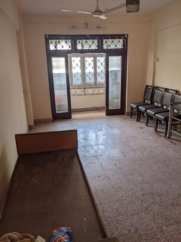 2 BHK + Pooja Room Apartment For Rent in Bandra West