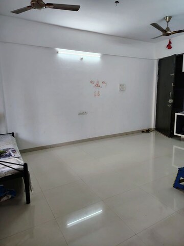 Room in 2 BHK Apartment at Surana Saffron Avenue, Bavdhan – for Sale