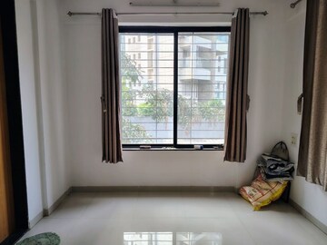 Room in 2 BHK Apartment at Surana Saffron Avenue, Bavdhan – for Sale