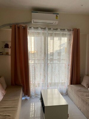 Bathroom in 1 BHK Apartment at Dia Heights, Goregaon East – for Rent