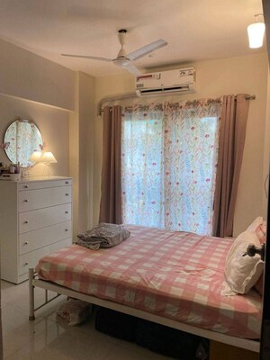 Bedroom in 1 BHK Apartment at Dia Heights, Goregaon East – for Rent