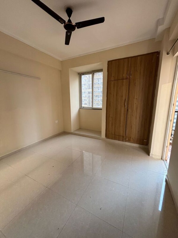 Room, jm-aroma 3 Bedroom 1550 Sq.Ft. Apartment In Sector 75 Noida 9908877