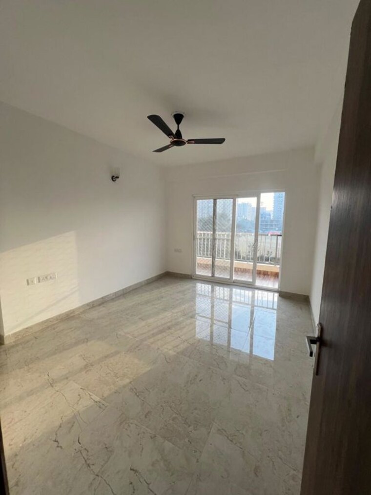 Room, raj nagar extension 4 Bedroom 2650 Sq.Ft. Apartment In Raj Nagar Extension Ghaziabad 9908888