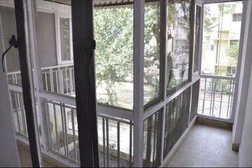Balcony in 2 BHK Builder Floor at Nizamuddin East – for Rent