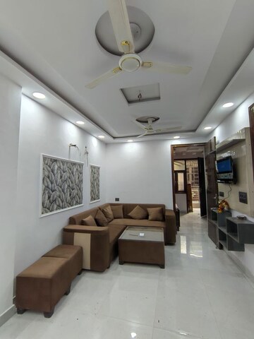 2 BHK Builder Floor For Rent in Govindpuri