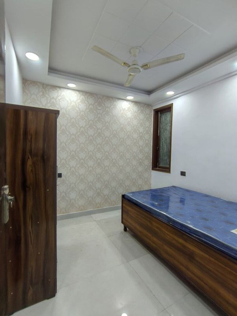 Room, govindpuri 2 Bedroom 700 Sq.Ft. Builder Floor In Govindpuri Delhi 9908899