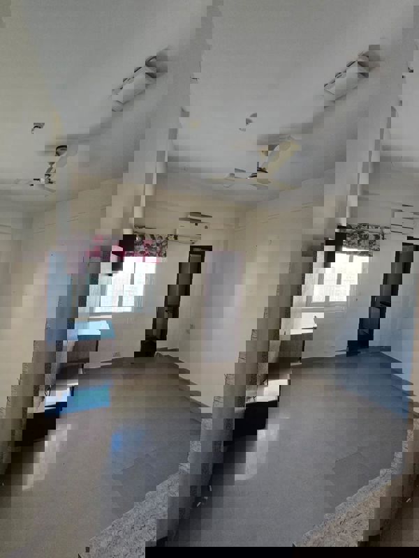 3 BHK + Pooja Room Apartment For Rent in Mahagun Moderne