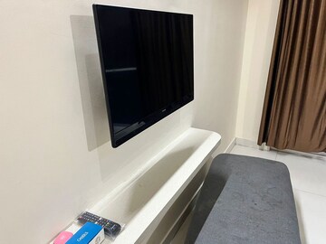 Furnished Amenities in 2 BHK Apartment at Shriram Blue, Kr Puram – for Rent