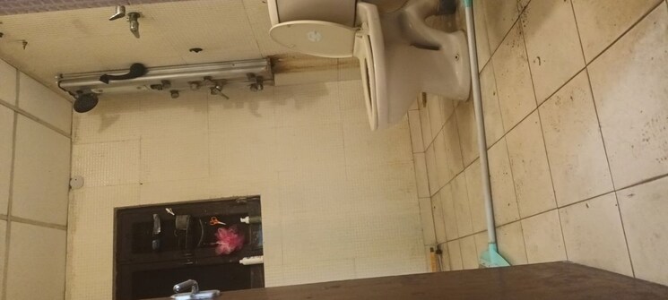 Bathroom, supertech-avant-garde 3 Bedroom 1749 Sq.Ft. Apartment In Vaishali Sector 3 Ghaziabad 9908944