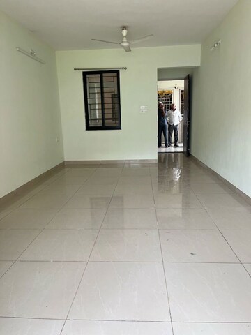 Room in 2.5 BHK Apartment at Nanded Lalit, Sinhagad Road – for Sale