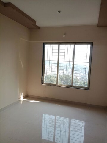 Room in 1 BHK Apartment at Raajlaxmi Tower, Vasai East – for Rent