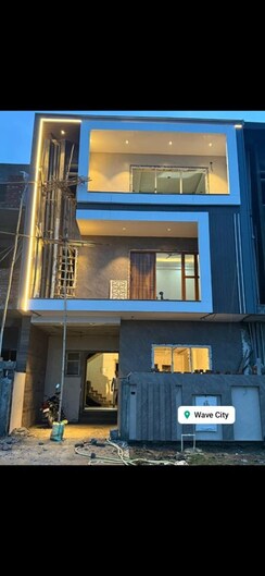 5 BHK + Pooja Room Villa For Sale in Wave City