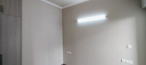 Room in 2.5 BHK Builder Floor at Central Park Flower Valley, Sohna Sector 33 – for Rent