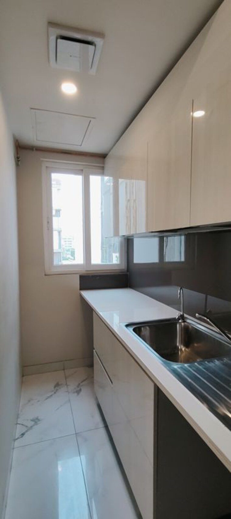 Kitchen, central-park-flower-valley 2.5 Bedroom 1210 Sq.Ft. Builder Floor In Sohna Sector 33 Gurgaon 9908999