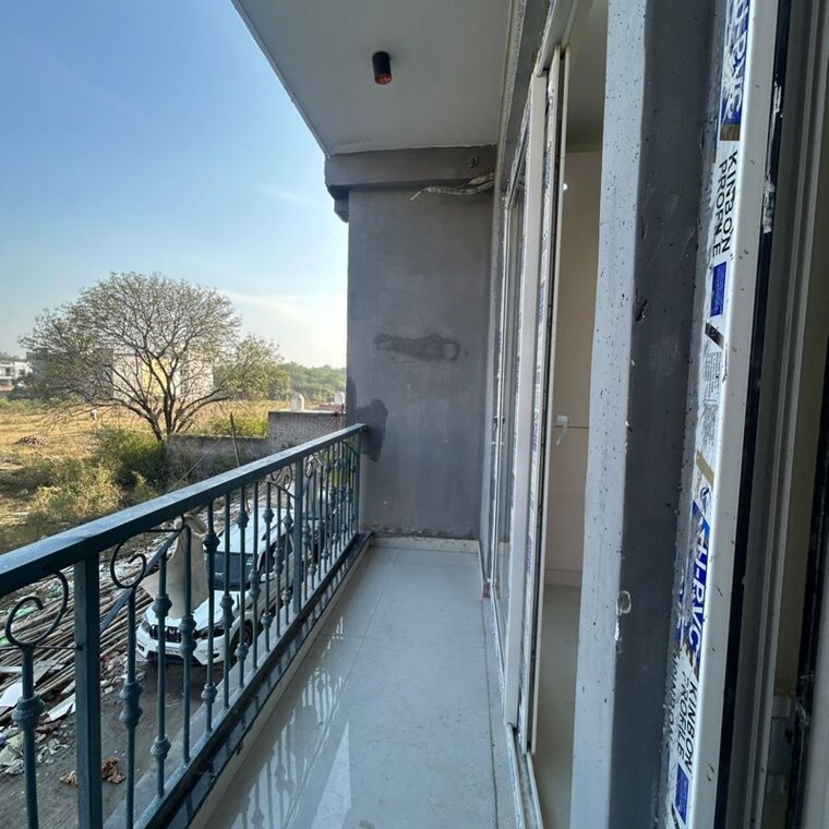 Balcony, chattarpur 3 Bedroom 1800 Sq.Ft. Builder Floor In Chattarpur Delhi 9724958