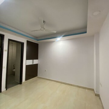Room in 2 BHK Builder Floor at Chattarpur – for Rent