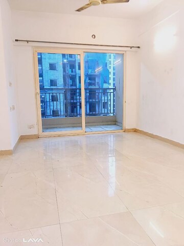 Room in 3 BHK Apartment at Ace Divino, Sector 1 Greater Noida – for Rent