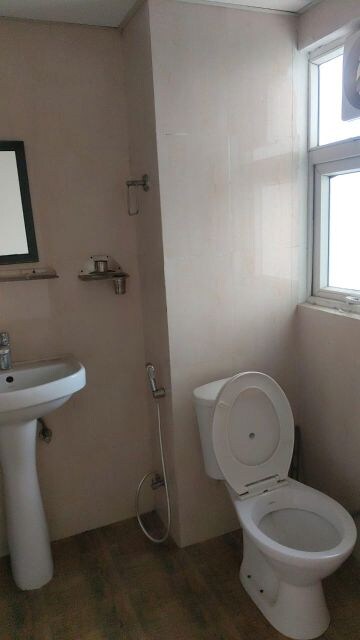 Bathroom in 3 BHK Apartment at Amrapali Golf Homes, Sector 4 Greater Noida – for Sale