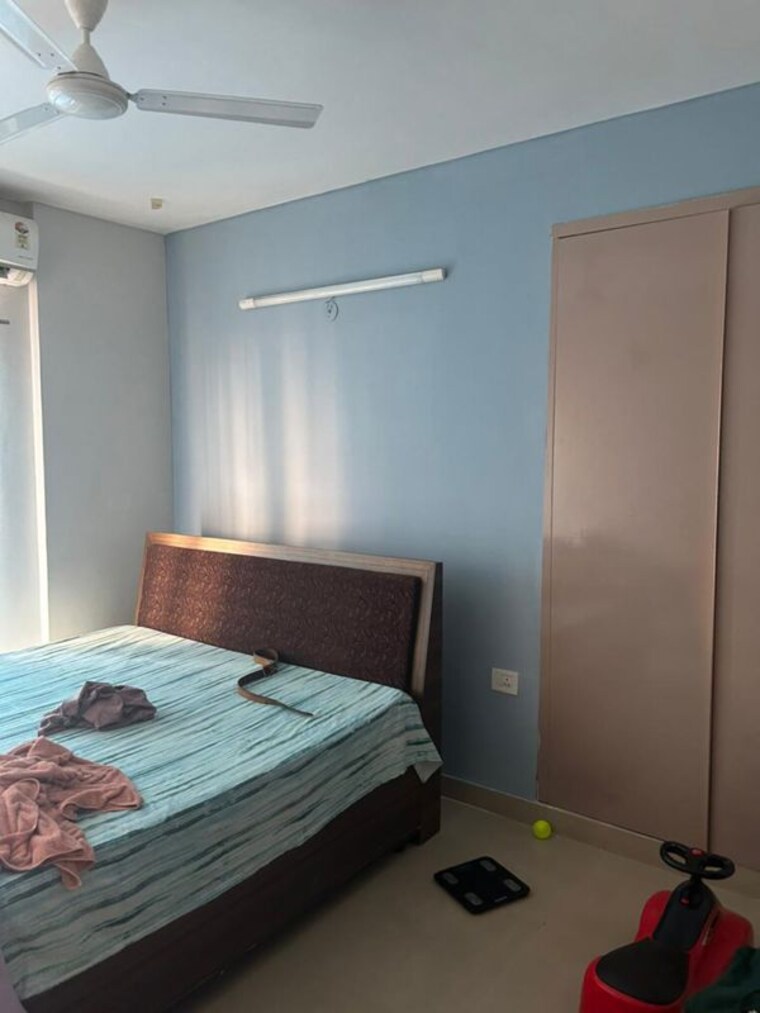 Bedroom, spaze-privvy-the-address 3 Bedroom 2105 Sq.Ft. Apartment In Hayatpur Gurgaon 9909183