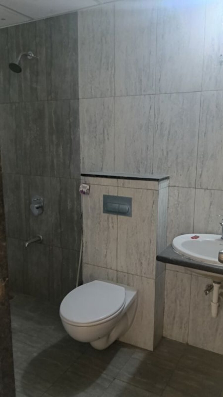 Bathroom, kolte-patil-life-republic-16th-avenue-arezo 2 Bedroom 649 Sq.Ft. Apartment In Hinjewadi Pune 9907815