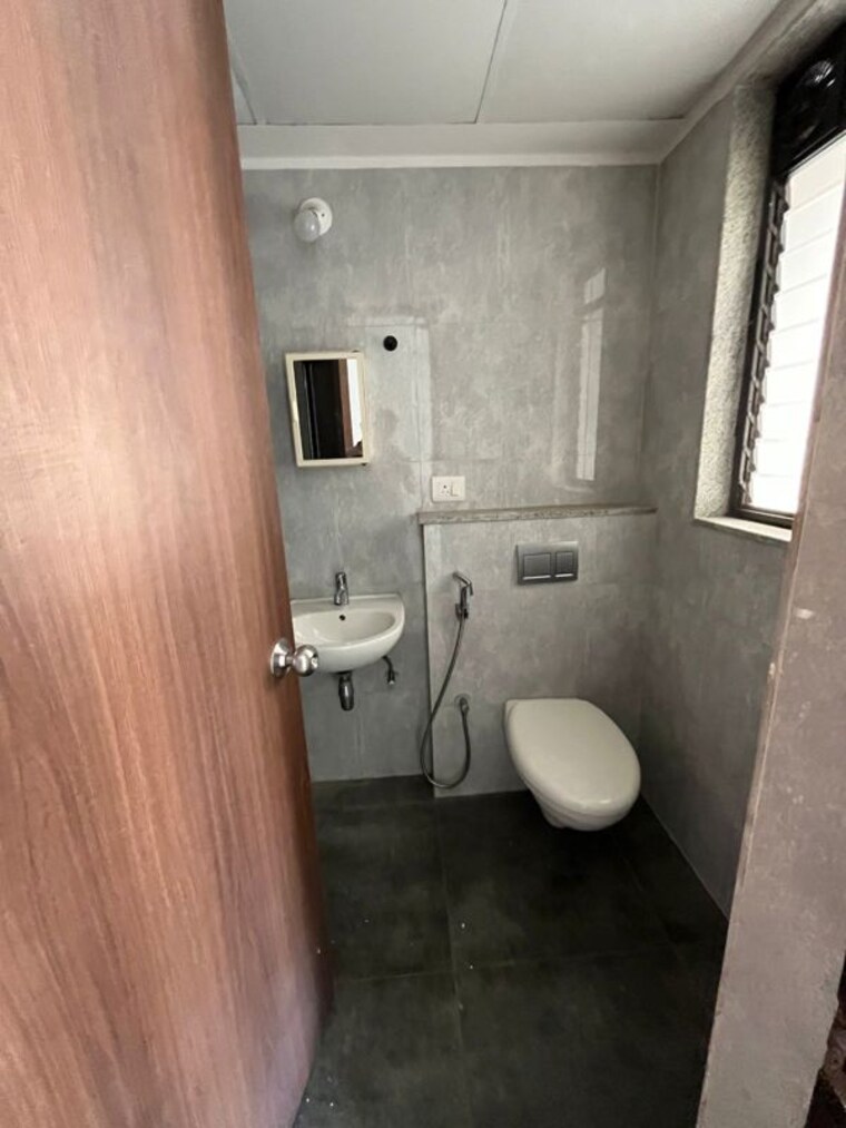Bathroom, lodha-downtown 1 Bedroom 450 Sq.Ft. Apartment In Dombivli East Thane 9909276