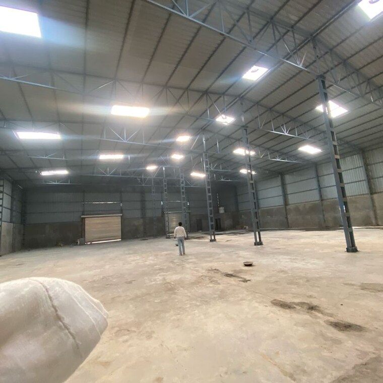 Exterior View, chattarpur Commercial Warehouse 11000 Sq.Ft. In Chattarpur Delhi 9909277