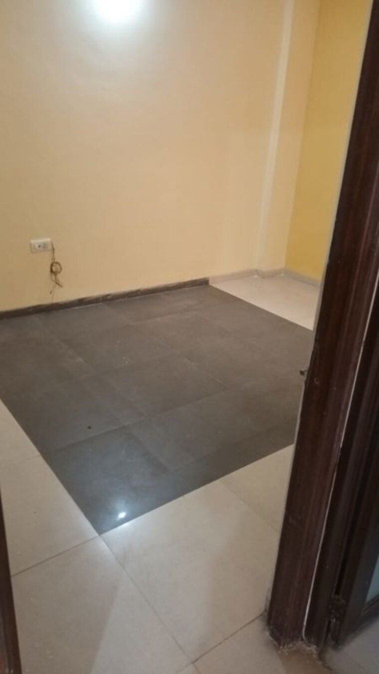 Room, silicon city 2 Bedroom 1100 Sq.Ft. Apartment In Silicon City Indore 9909279