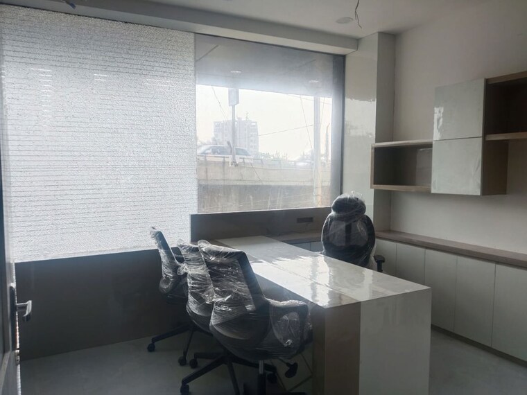 Team Area, dcm Commercial Office Space 1450 Sq.Ft. In Dcm Jaipur 9909265