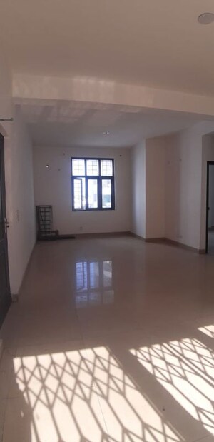 Living Room in 3 BHK Apartment at Ramprastha Pearl Court, Vaishali Sector 7 – for Sale