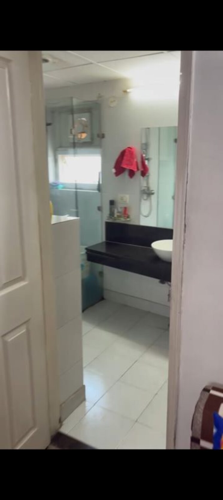 Bathroom, aba-olive-county 3 Bedroom 1719 Sq.Ft. Apartment In Vasundhara Sector 5 Ghaziabad 9474589
