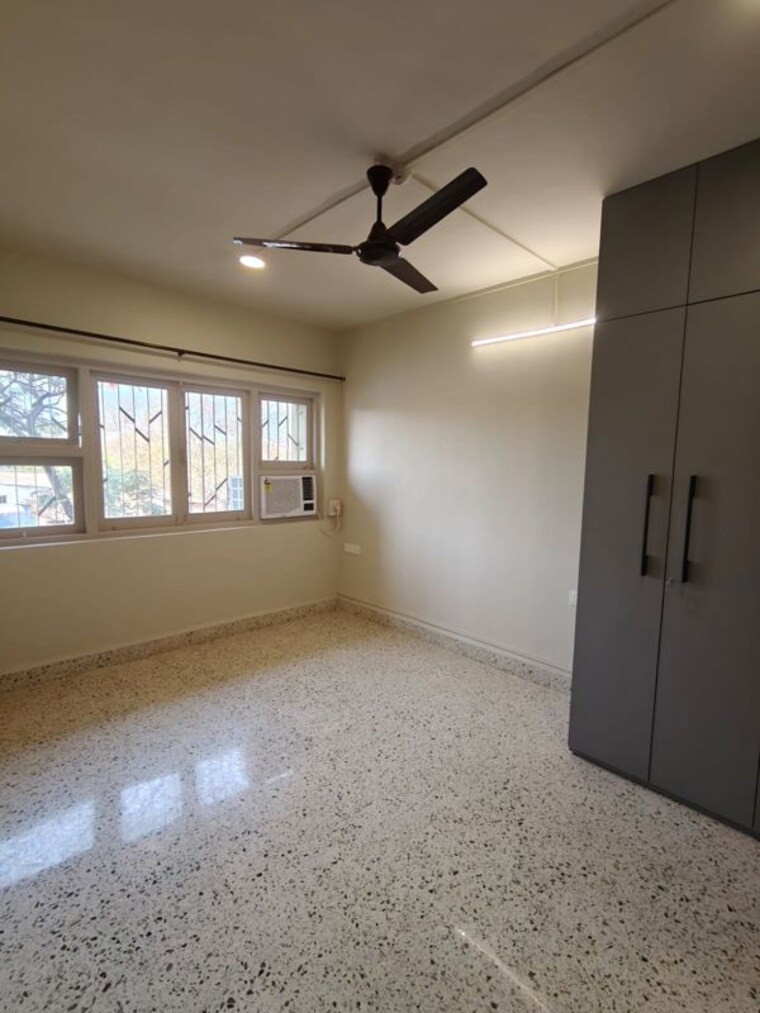 Room, rameshwar-chs-santacruz 2 Bedroom 1200 Sq.Ft. Apartment In Santacruz West Mumbai 9909301