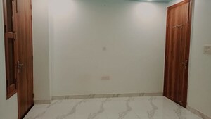 Room in 3 BHK Builder Floor at Vasant Kunj – for Rent