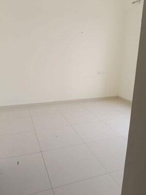 Room in 2 BHK Apartment at Kolte Patil Life Republic R 10, Hinjewadi – for Rent