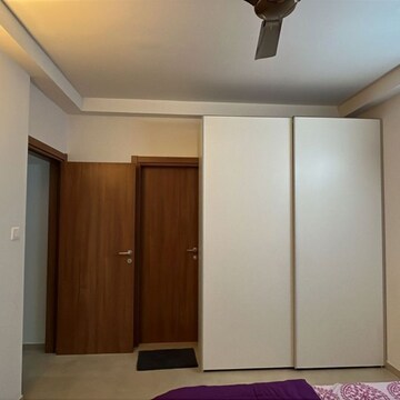 Room in 2 BHK Apartment at Bhartiya Nikoo Homes, Kannur – for Rent