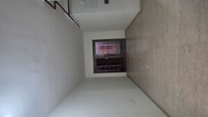 Room in 2 BHK Apartment at Kalpataru Paramount, Kapur Bawdi – for Sale
