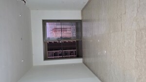 Room in 2 BHK Apartment at Kalpataru Paramount, Kapur Bawdi – for Sale