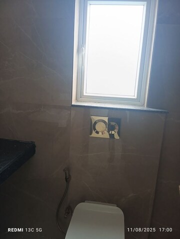 Master Bedroom in 3 BHK Apartment at Smart World Orchard, Sector 61 – for Rent