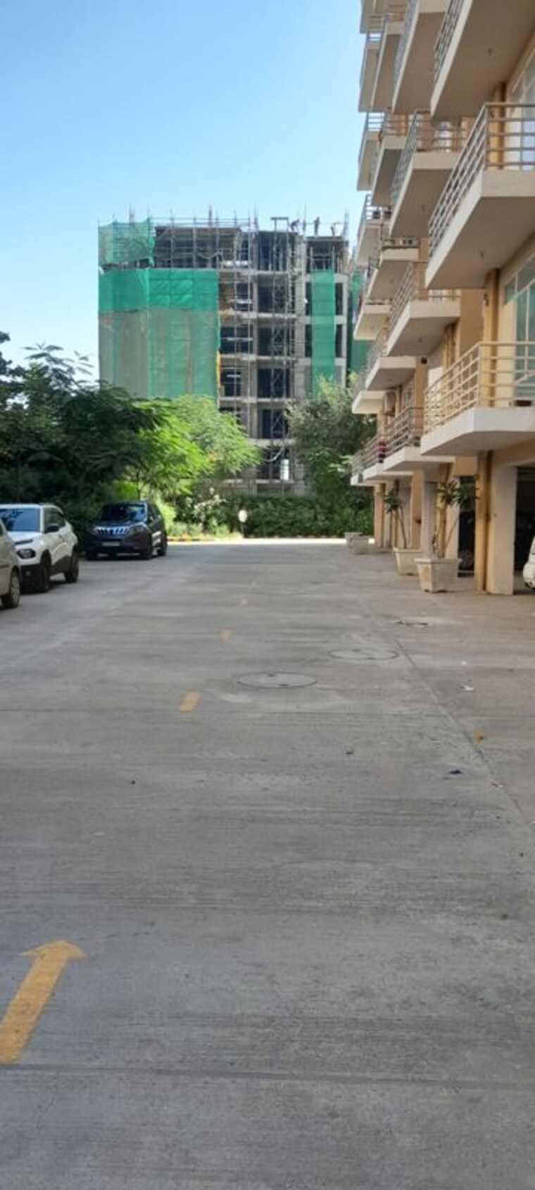  Parking, breez-global-heights 2 Bedroom 610 Sq.Ft. Apartment In Sohna Sector 33 Gurgaon 9909418