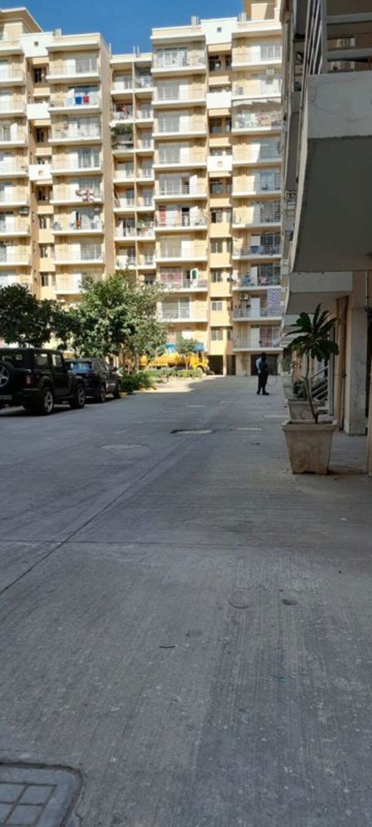  Parking, breez-global-heights 2 Bedroom 623 Sq.Ft. Apartment In Sohna Sector 33 Gurgaon 9909424