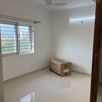 Room in 2 BHK Apartment at Prestige Gulmohar, Horamavu – for Rent
