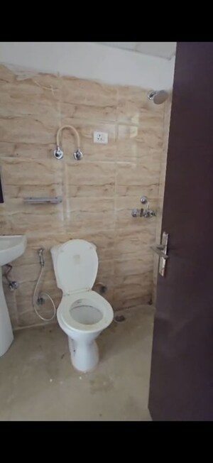 Bathroom in 2 BHK Apartment at Ajnara Le Garden, Sector 16b Greater Noida – for Sale