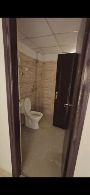 Bathroom in 2 BHK Apartment at Ajnara Le Garden, Sector 16b Greater Noida – for Sale