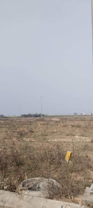  Plot For Sale in Sector 15 Wave City